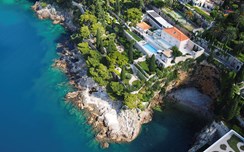 Dvori Eleonora